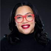 Candice Stapleton's Instagram, Twitter & Facebook