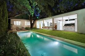 1917 Bungalow By Miro Rivera Architects Bungalow Casas Chicas Casas Con Piscina