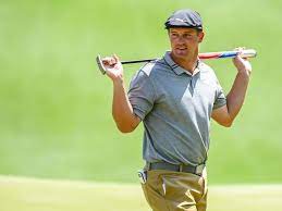 He is the only golfer on the pga tour with irons and wedges that measure one length, 37.5. Bryson Dechambeau S Fellow Pga Pros Love How He Is Changing The Game