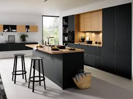 Cuisine noire et bois leroy merlin. Cuisine Noire 10 Exemples Qui Donnent Envie De L Adopter