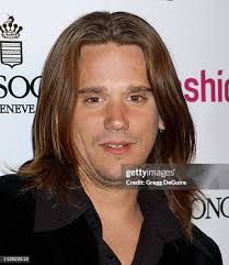 3,715 Sean Stuart Photos & High Res Pictures