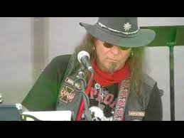 Dorel săndesc, a vorbit despre moartea cântărețului adrian bărar, cu care. Fondatorul Trupei Cargo Adi BÄƒrar A Murit Din Cauza Covid 19 Vedete Pagini Romanesti