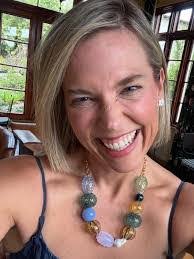 Cindy Broaddus's Instagram, Twitter & Facebook