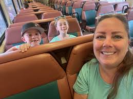 Shelby Lowe (@MrsLowe_English)