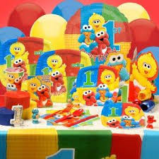 Provide pens and crayons and have the children colour in their shape. Sesame Street 1st Birthday Party Theme A Party