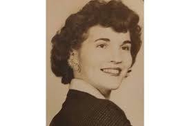 Lydia Mahan's Instagram, Twitter & Facebook