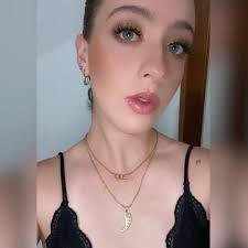 Melissa Grob's Instagram, Twitter & Facebook