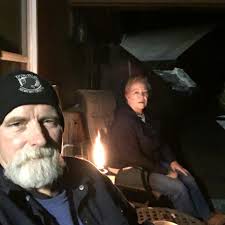 Who can replace vinyl siding near Laurie, MO for an insurance claim?