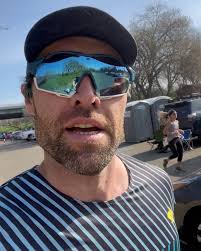 I don’t always take a video when I’m finishing a race, but when I do…the  footage is terrible. 🥴