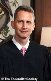 Circuit Court BLOCKS Joe Biden's vaccine mandate