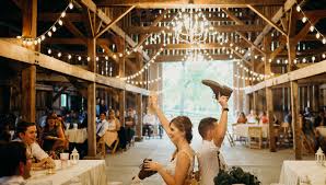To keep things interesting, throw in a little friendly competition. Entertain Your Guests With Wedding Activities Warrenwood Manor