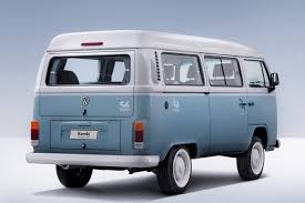 Recognized for its collections of carefully sewn gloves and mittens, kombi has extended its warmth expertise to an entire line of accessories. Volkswagen Kombi The Last Edition Camprest Com