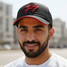 قبعات بيسبول إماراتي