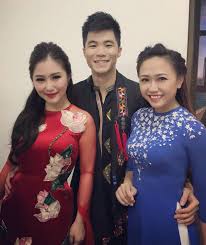 Và quyết định những vấn đề quan trọng của quốc gia. HÆ°Æ¡ng Tram Hiáº¿m Hoi Xuáº¥t Hiá»‡n Ben Ä'áº¡i Gia Ä'inh Ngoi Sao