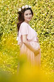 Vy oanh lộ rõ vóc dáng tròn trịa ở những tháng cuối thai kỳ nhưng sự hạnh phúc rạng ngời của cô đã lấn át mọi thứ. Vy Oanh Khoe Bá»¥ng Báº§u Gáº§n 8 Thang Ngoi Sao