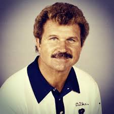 On January 20th 1982, Mike Ditka officially became Da Coach. 👨🏽