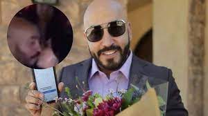 Lupillo rivera se quitó el tatuaje con el que expresaba su amor por belinda, luego de que la española y christian nodal anunciaran su compromiso y futura boda. Captan A Lupillo Rivera Besandose Con Una Misteriosa Mujer El Siglo Coahuila
