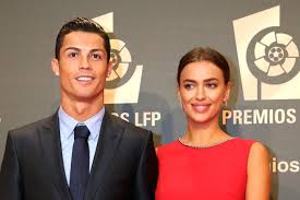 She began modelling at age 22, before becoming a television presenter for the portuguese youth television show sic altamente, on channel sic. Cristiano Ronaldo Hat Er Irina Shayk Betrogen Gala De