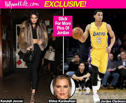 Kendall jenner had her attention on something other than music sunday night. Pin On And All Thing Kardashian Jenner