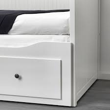 Hemnes Tagesbettgestell 3 Schubladen Weiss In 2020 Bettgestell Bett Ideen Und Hemnes Tagesbett