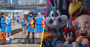 A new legacy 2021 official movie trailer side by side comparison. Olov Un Extrano Cosplay Mexicano De Space Jam 2 Se Hace Viral