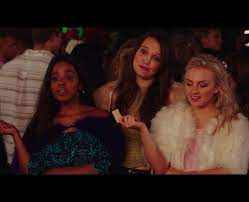 Here's a group of girls that elle calls the omg girls because their names are olivia, mia, and gwyneth. How Old Are The Kissing Booth 2 Cast And Characters In Real Life Popbuzz
