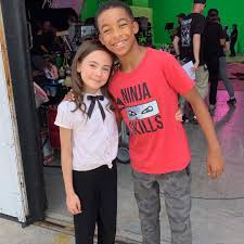 hala finley هالة on instagram ojo rewind behindthescenes wecanbeheroes who s superpower would en 2021 peliculas de superheroes chicos famosos adolescentes guapos