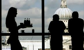 Ce coup de pouce à destination de la jeunesse arrive au moment opportun et pourrait faciliter de. Jobs D Ete 10 000 Offres Mises En Ligne Sur La Plateforme 1 Jeune 1 Solution