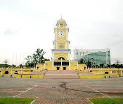 Johor bahru has a population of 497,097, and its metropolitan area is the third largest in the country. Dataran Bandaraya Johor Bahru Johor Bahru Johor Bahru Johor Bahru Malaysia Johor