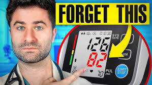 Dozens receive Christmas hampers