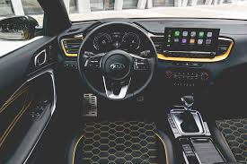 Kia ceed standardvarustuses on alati esiistmete kolmeastmeline soojendus. Fahrvorstellung Kia X Ceed Magazin