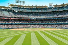 Affordable and search from millions of royalty free images, photos and vectors. 100 Baseball Field Pictures Hd Download Free Images On Unsplash
