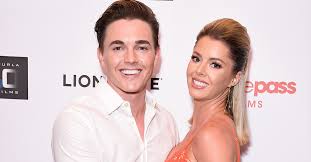  Who Is Jesse Mccartney S Wife Meet His Fiancee Katie Peterson