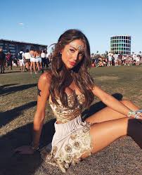50 Best Coachella Outfits Looks That You Need To See