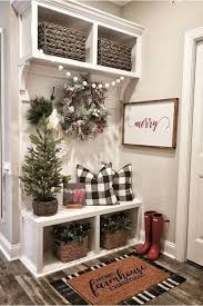 Home Remodel Modern Christmas Home Decor Homedecor Christmas In 2020 Christmas Decorations Living Room Christmas Entryway Farmhouse Christmas Decor