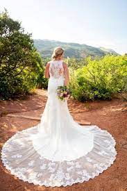 Kaitlin And Tyler S Garden Of The Gods Elopement Blue Sky Elopements Wedding Dresses Lace Dresses Wedding Attire