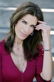 Who does Rafe Hernandez sizzle the most with?