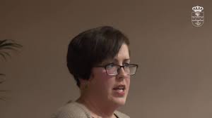 Ser adoptado¿ el primer libro de la autora carrosaleña, Carmen Mateo