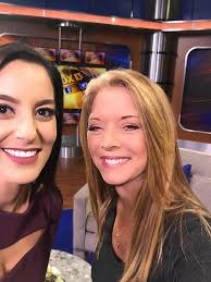 On the desk with FOX 13's Jennifer Epstein for about 30 more minutes! 😁  #GoodDayTB