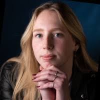 Theresa Bremer's Instagram, Twitter & Facebook