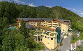 Food is very tasty and the half board worth it! Journal Mittelstand Ruhe Und Wellness Im Verwohnhotel Panorama Am Walchsee