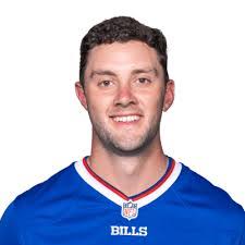 Matt Haack's Instagram, Twitter & Facebook