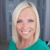 100+ "Laura Parkinson