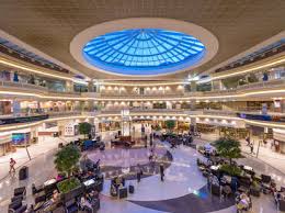 Considered the most dangerous airport for landing. Best Airports In The Us For Surprisingly Fun Air Travel Thrillist