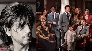 The actor posed shirtless while he stared shah rukh too channelled his inner kabir khan when he retweeted the viral picture of coach sjoerd marijne and the indian team and said, haan. Fan Captures Shahrukh Khan S Entire Family In A Portrait Viral Photo The Primetime