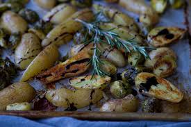 Balsamic Roasted Fingerling Potatoes And Brussels Sprouts Roasted Fingerling Potatoes Fingerling Potatoes Brussel Sprouts