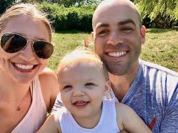 Jason Arno pledged to 'live life at every moment.' And he devoted his life  to his daughter