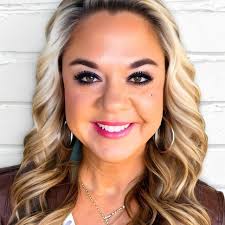 Happy Birthday Donna Kalinowski Blackwell Brown!! I hope you have an  amazing day!!!🩷🎁🎂🎊