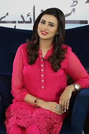 Madiha naqvi is a famous television host who is hosting a subh ki kahani morning show which is airing on geo kahani. Madiha Naqvi On Twitter