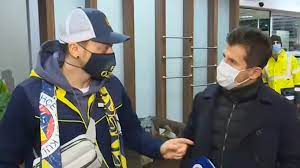 Fenerbahçe sportif direktörü emre belözoğlu, mesut özil ve menajeriyle görüşme yaptıklarını belirterek, mesut'a her zamankinden daha yakınız. Emre Belozoglu Mesut Kupalar Icin Geldi